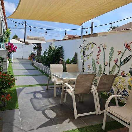 Sandcastle Beach Apartments Palm Beach Exterior foto